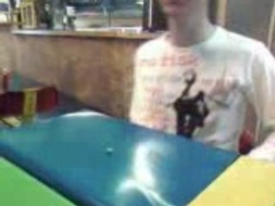 Valentin et les skittles