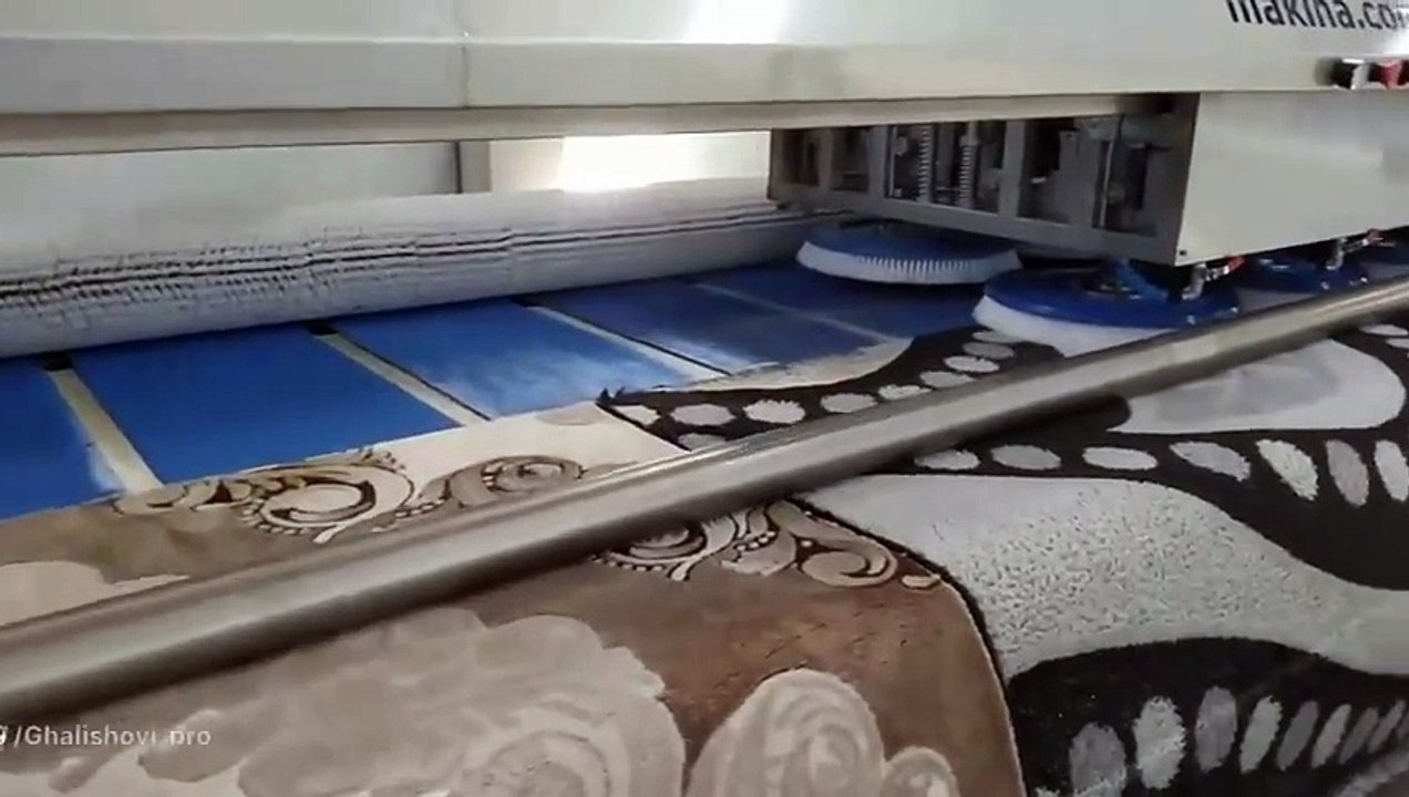 شستشو لایه ای فرش با دستگاه