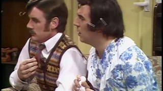 Monty Python's Flying Circus S01 E05 - Man's Crisis of Identity in the Latter Half of the 20th Century