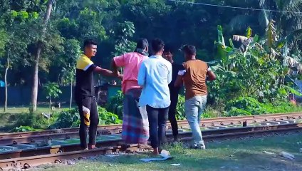 Viral Train Horn PRANK: Year of Epic Moments on ComicaL TV!