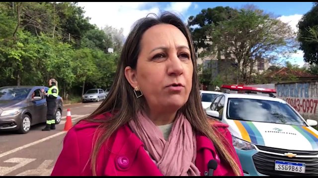 Após vários acidentes, Transitar faz campanha no cruzamento das ruas Rio de Janeiro e Eduardo Tadeu Melani