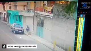 Difunden video del robo de auto con más de 2 mil boletas electorales en puebla