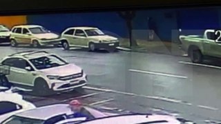 Ladrão furta carro de trabalhador no Centro de Cascavel