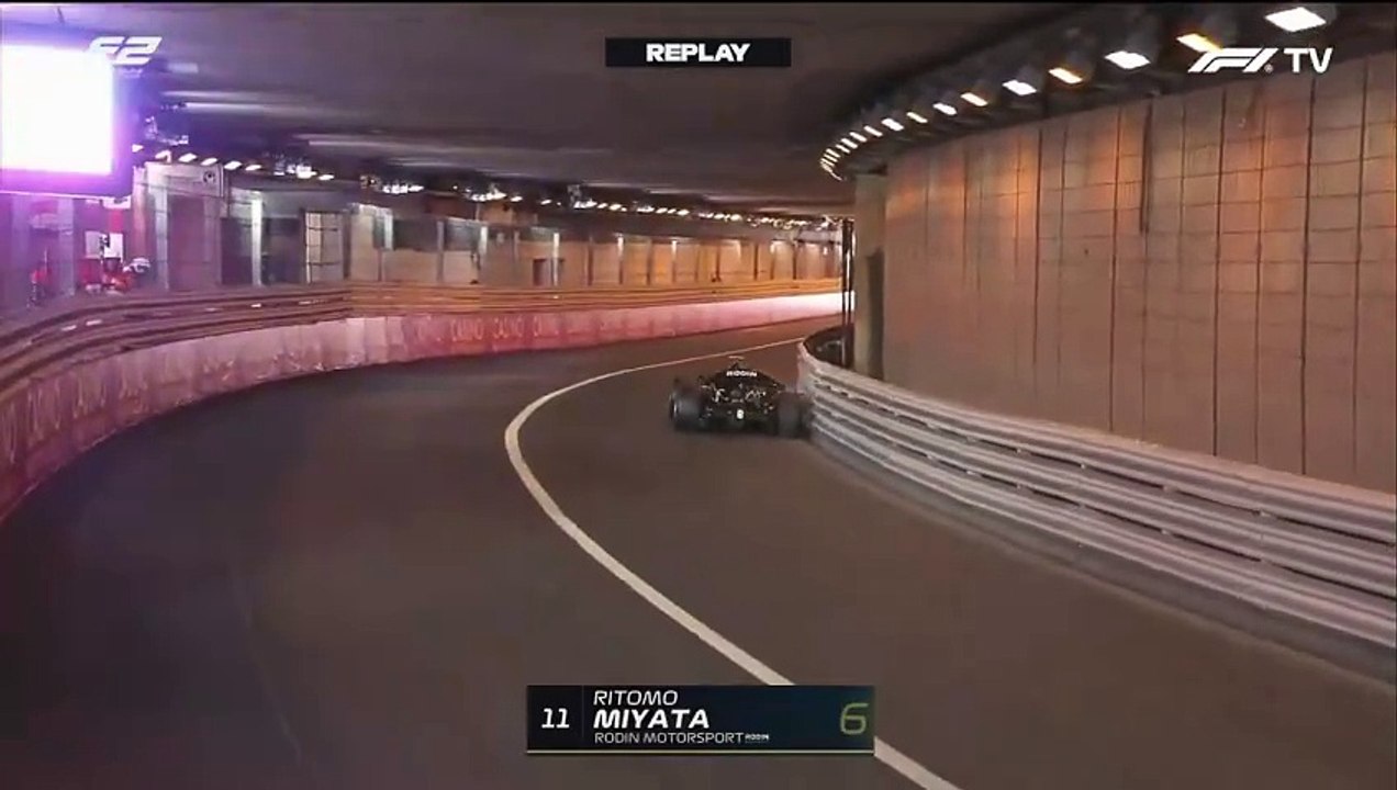 Ce Pilote de F2 va avoir un réflexe incroyable