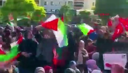 İsrail’in Refah saldırılarına anne ve çocuklardan protesto!