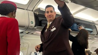 « Mettez votre ceinture en avion » : le cri d'alarme d'un steward victime de turbulence