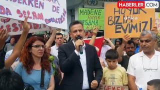 Arsuz Belediye Başkanı Sami Üstün, Hüyük Mahallesi'nde yapılmak istenen krom madeni için düzenlenecek ÇED toplantısına karşı vatandaşlarla dayanışma gösterdi