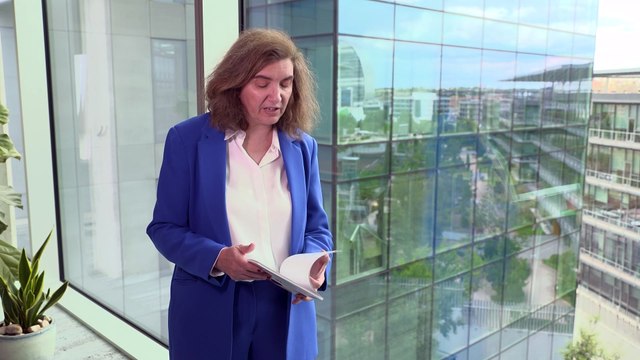 Presentado un libro blanco para mejorar el manejo de la esclerosis múltiple