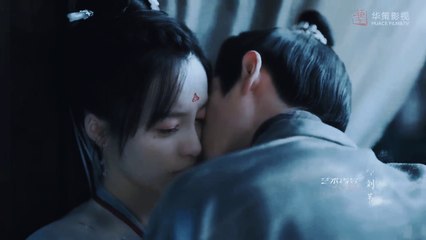 A Familiar Stranger (EP15): General attempts to kiss his painter wife