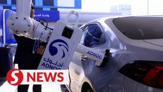 UAE launches AI-powered fueling robotic arm at petro stations