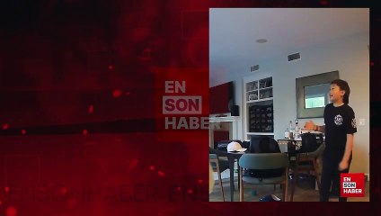 Yastığa tekme atmak isterken yere düştü