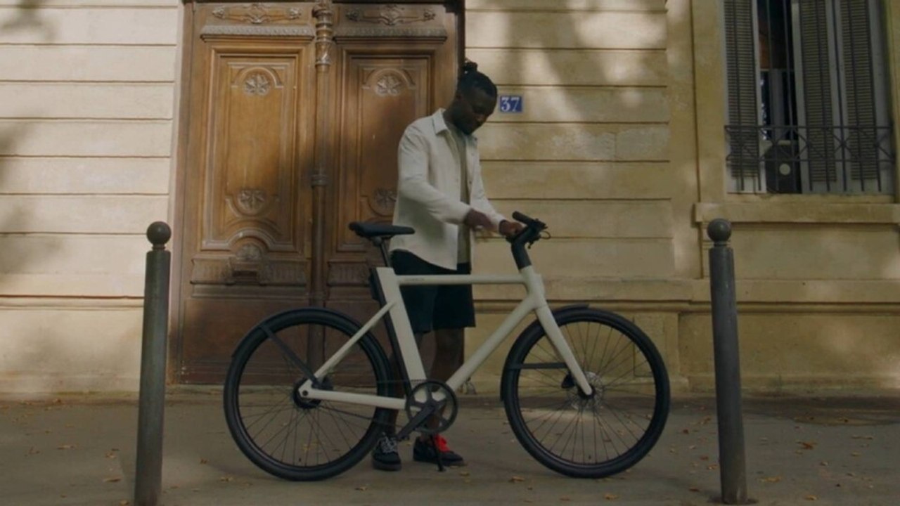 Cowboy Cruiser: Das neue E-Bike zeigt sich im Trailer