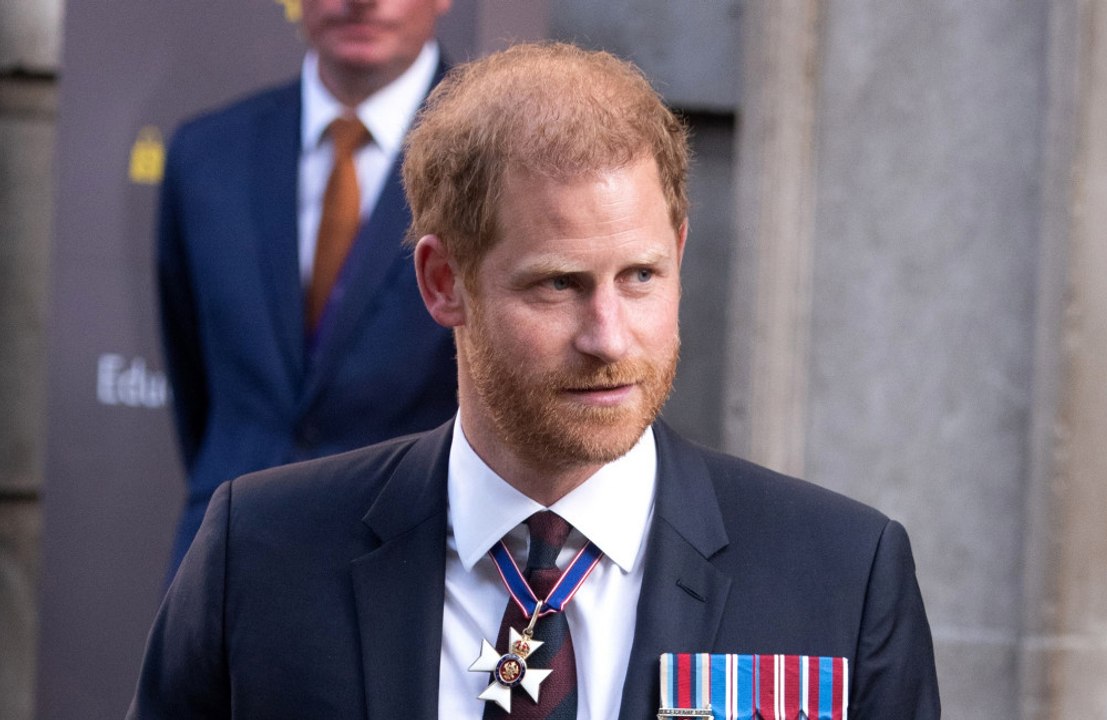 英国王室、メーガン妃への中傷を非難するヘンリー王子の声明を公式サイトから削除