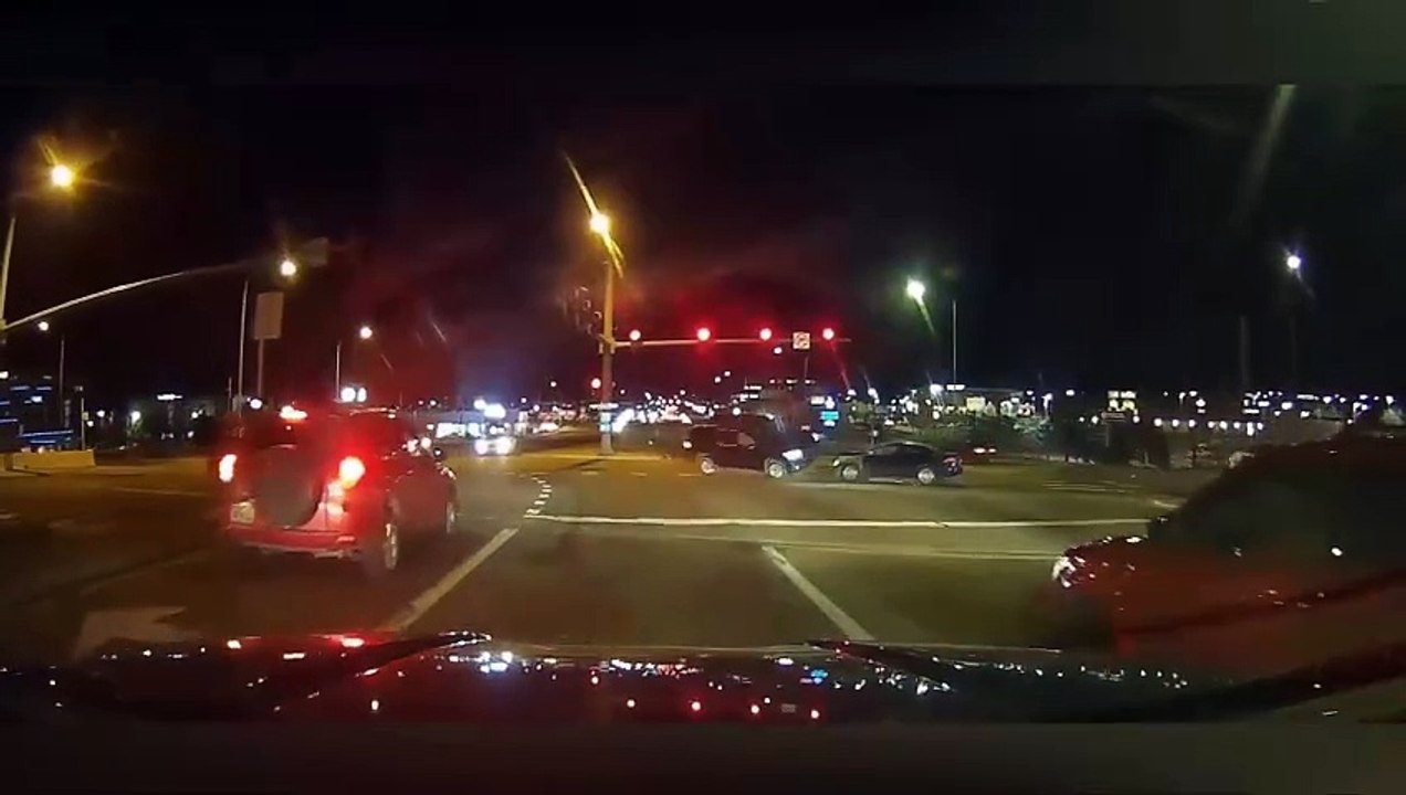 Ultimate Idiots in Cars #207 Car crashes caught on Camera