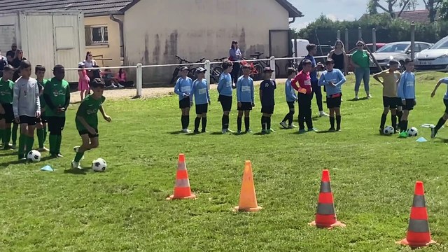 U11 /// JOUR DE DEFIS A ST JEAN DE LOSNE 1/10 (25/05)