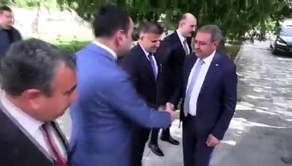Validen Hilvan'da örtülü seçim propagandası | DEM Parti İl Eşbaşkanı Karakeçili: Urfa'da devletle yarışıyoruz