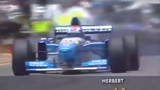 F1 – Johnny Herbert (Benetton Renault V10) lap in qualifying – Australia 1995