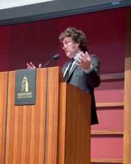 Milei visita Stanford en EE.UU. 🇺🇸