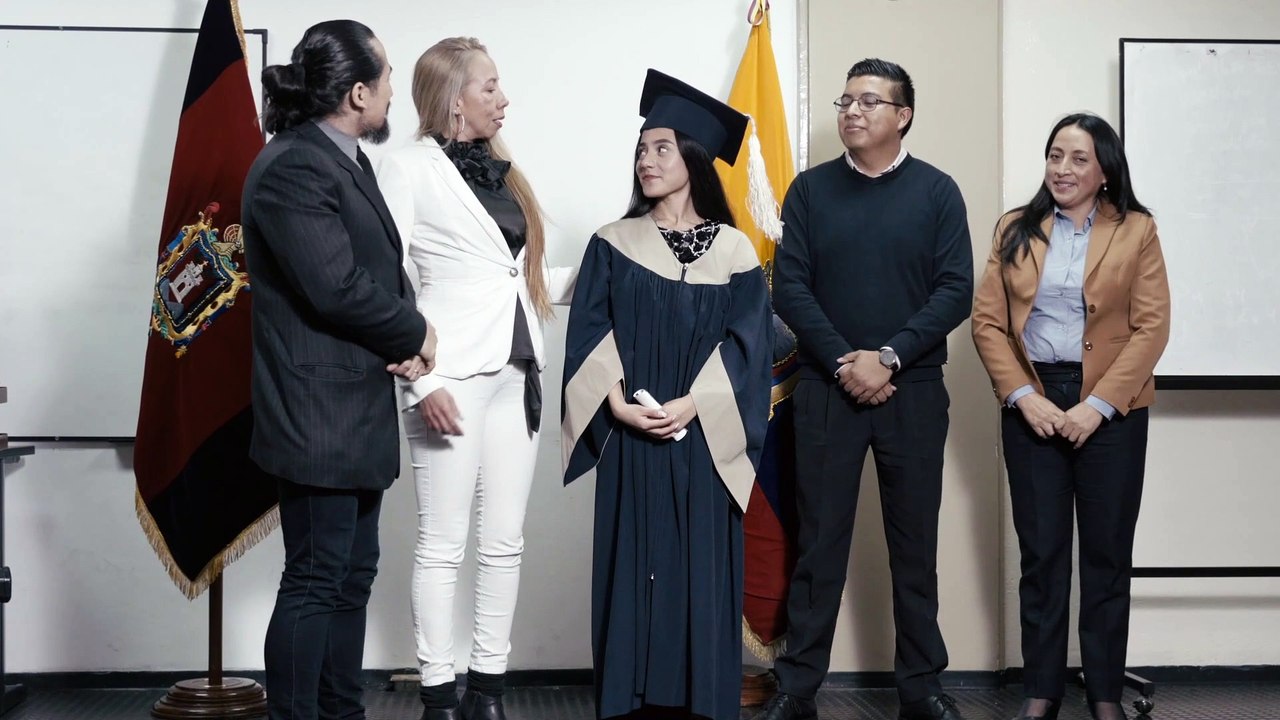 El Corazón del Profe- Serie No Es Como Empieza