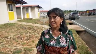 Desplazados del cambio climático en Panamá se despiden de su isla