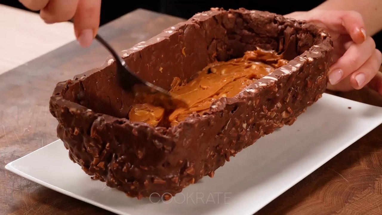 The chocolate dessert that everyone is talking about! So simple and delicious!