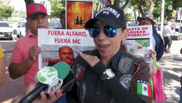 Protestan frente a la Setran; exigen que dinero de multas se use para reparar calles