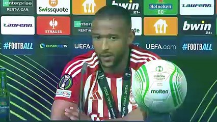 Olympiacos celebrate Conference League triumph over Fiorentina