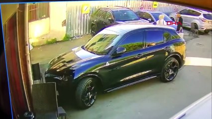 Beyoğlu'nda sokak ortasında kadın cinayeti