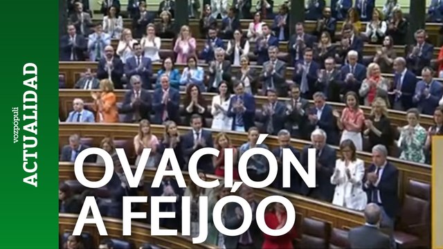 La ovación de casi 2' a Feijóo por el final de su intervención contra Sánchez y la Amnistía
