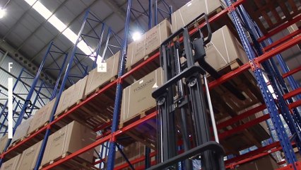 JUAL COUNTERBALANCED ELECTRIC REACH STACKER KUAT MAINTENANCE MUDAH - KQD15W SHIGEMITSU