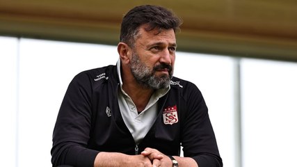 下载视频: Sivasspor Teknik Direktörü Bülent Uygun, 1500 kişiye dava açtı