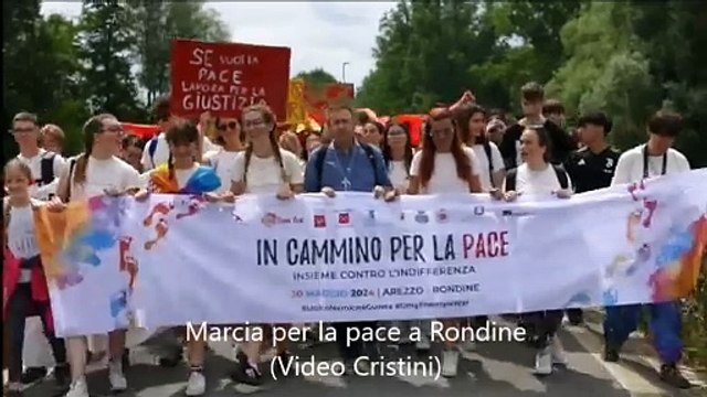 Noi la guerra non la vogliamo . Rondine, in migliaia alla Marcia per la pace