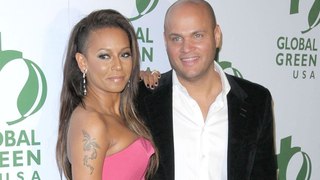 L'ex marito di Mel B le chiede 5 milioni di dollari di danni