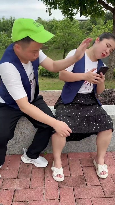 I have find a good idea to stop her this! Funny video... #funny #comedy #trending