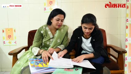 बदलापुरच्या मायलेकी बारावीत उत्तीर्ण..दोघींना मिळाले सारखेच गुण..