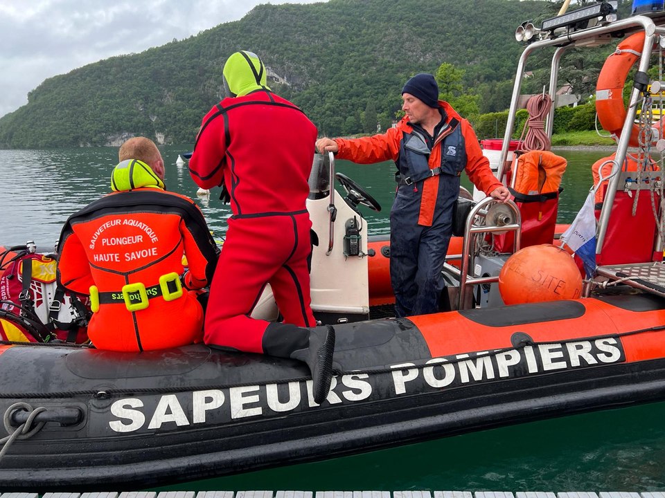 Exercice de secours et de noyades pour les pompiers de Haute-Savoie