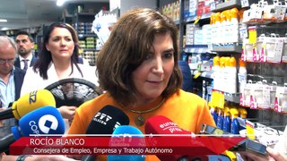 Blanco visita un establecimiento de Carrefour que emplea a 11 personas con discapacidad