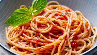 The Most Unhealthy Pasta Sauces You Should Leave At The Store