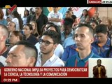 Caracas | Trabajadores del Mincyt recolectan firmas para exigir el cese de las sanciones imperiales