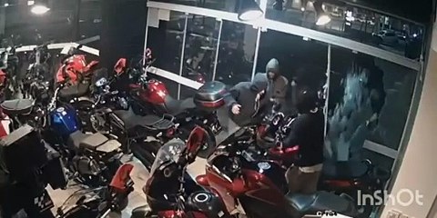 Criminosos se atrapalham durante furto em Criciúma