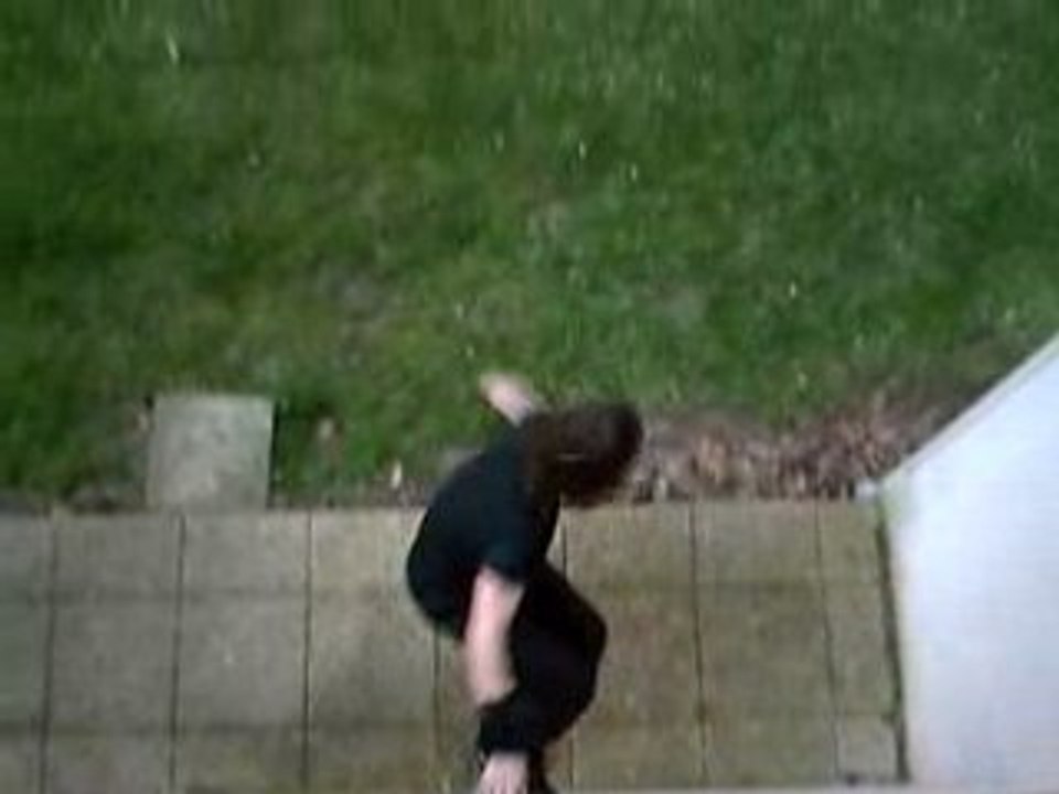 CLIP0136