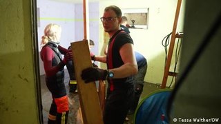 Germany floods: Amid disaster, cleanup efforts begin