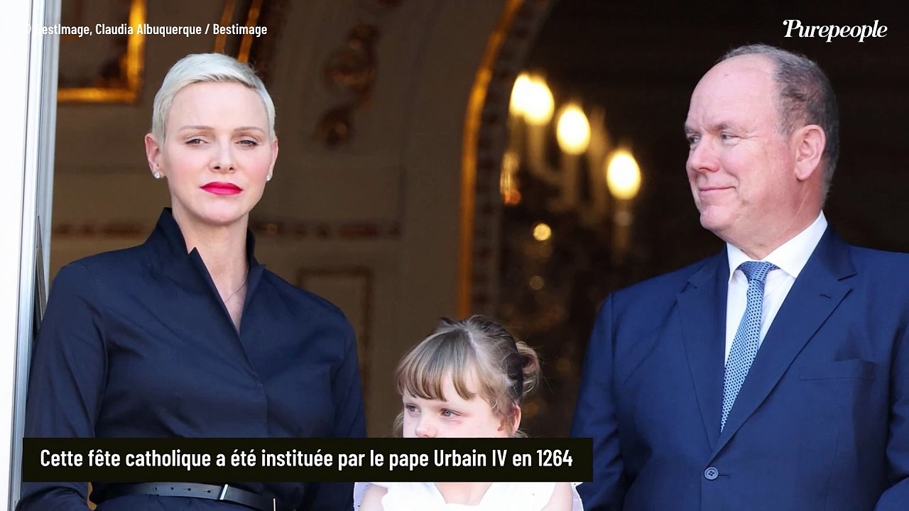 Albert et Charlene de Monaco : Leur fille Gabriella au balcon, concentrée avec une coiffure très travaillée, aux côtés de son jumeau Jacques