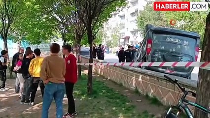 Erzurum'da çarpışan araçlardan birisi takla attı: 6 yaralı