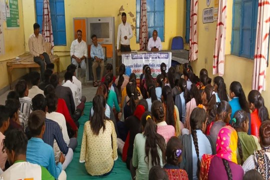 जिन्दगी को हाँ और नशे को ना कहें: नशा मुक्ति पर किया जागरूक