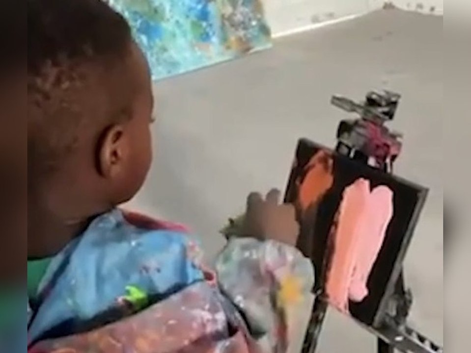 Kleiner Picasso: Ace-Liam schafft Kunstwerke mit knapp zwei Jahren