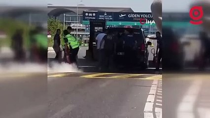 İstanbul Havalimanı girişinde panik anları