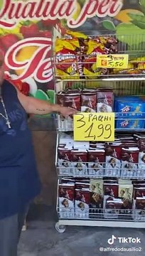 Arrestato il TikToker Alfredo 'o chiatt : da 6 mesi il suo supermercato a Qualiano rubava l'energia elettrica