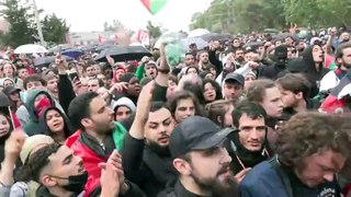 Manifestation à Paris contre une interview de Netanyahu sur LCI