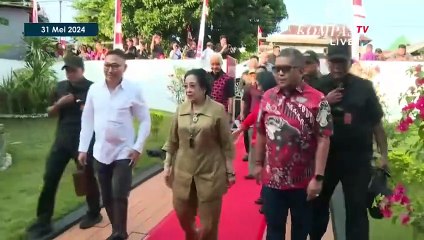 Momen Ganjar-Mahfud Dampingi Megawati ke Rumah Pengasingan Bung Karno